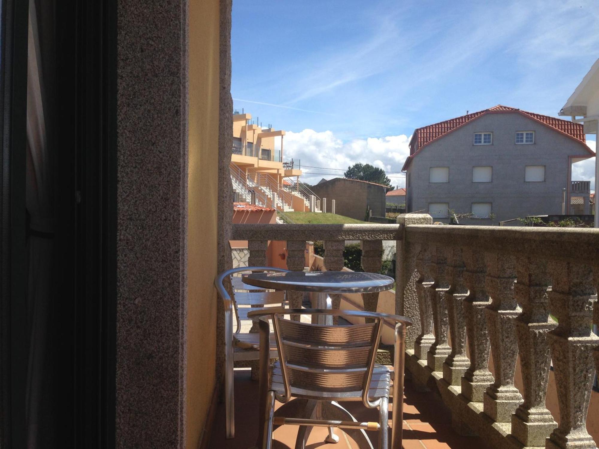 Apartamentos Aqualecer Aios Bilik gambar